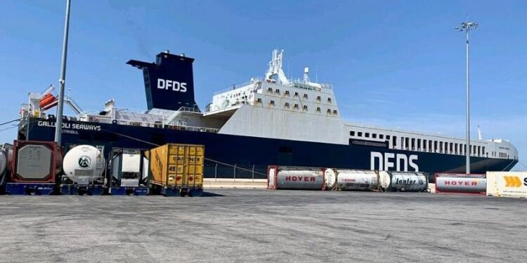 DFDS, Patras-Trieste seferlerine başladı