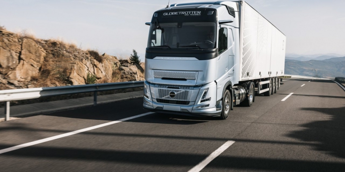 Euro NCAP, ilk kamyon güvenliği değerlendirmesinde Volvo FH Aero ve Volvo FM modellerine en yüksek puanla 5 yıldız verdi.