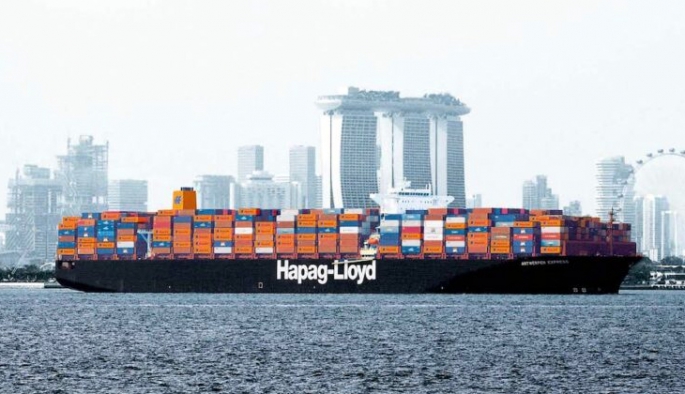 Hapag-Lloyd, gemi işletmecisi Hamburger Lloyd'u satın aldı.