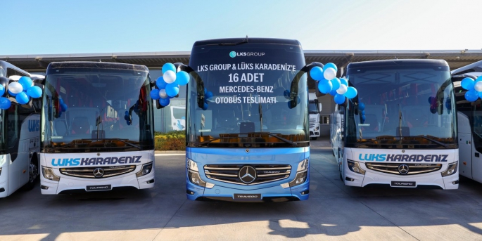 Mercedes-Benz Türk, LKS Group - Lüks Karadeniz’e otobüslerini Koluman Motorlu Araçlar’ın ev sahipliğinde düzenlenen törenle teslim etti.