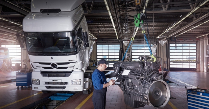 Mercedes-Benz Türk, “Sıfır Gibi Motor” hizmetine Euro 6 şehir içi otobüsleri ve şehir içi kamyonları da ekleyerek verdiği hizmet kapsamını genişletiyor.