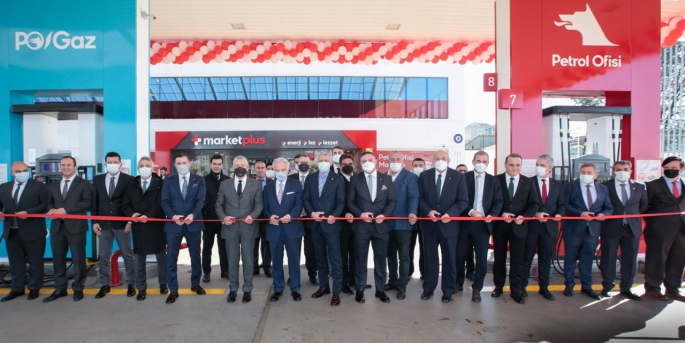 Petrol Ofisi son olarak İstanbul’da birbiri ardına yaptığı 4 açılışla istasyon adedini 1.900’ün üzerine taşıdı.