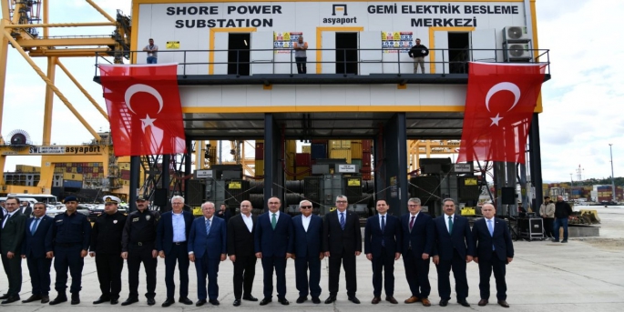 Tekirdağ'ın Asyaport Limanı'nda, Yüksek Gerilim ile Gemi Elektrik Besleme Tesisi açılışı yapıldı.