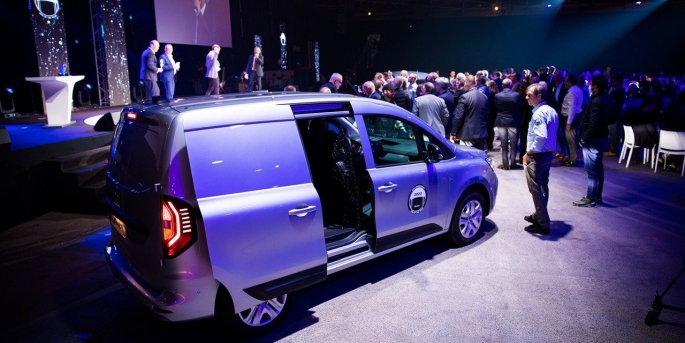 Yeni Renault Kangoo Van, '2022 Uluslararası Yılın Ticari Aracı (IVOTY)' seçildi.